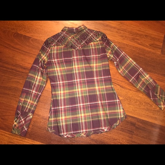 Stetson pearl snap button up with stud details!!😍 - Picture 2 of 4